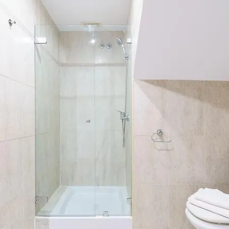 Atico Duplex Los Pacos فوينخيرولا