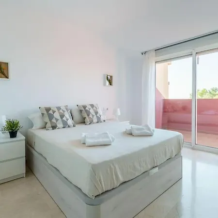 Atico Duplex Los Pacos فوينخيرولا