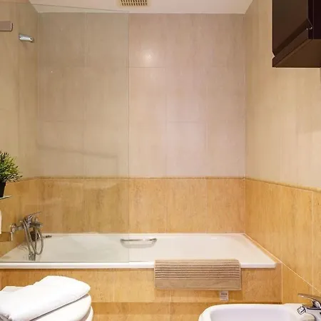 Atico Duplex Los Pacos * فوينخيرولا