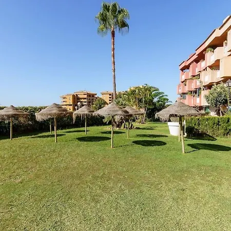 Atico Duplex Los Pacos فوينخيرولا